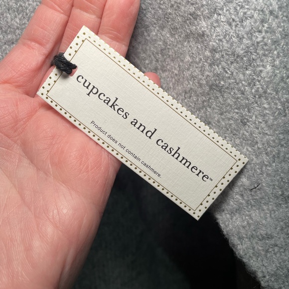 Cupcakes and Cashmere Gray Sweater with Ghost Motif 2X BNWT - Picture 4 of 4